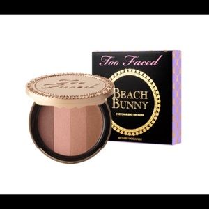 Brand New Too Faced Beach Bunny Bronzer